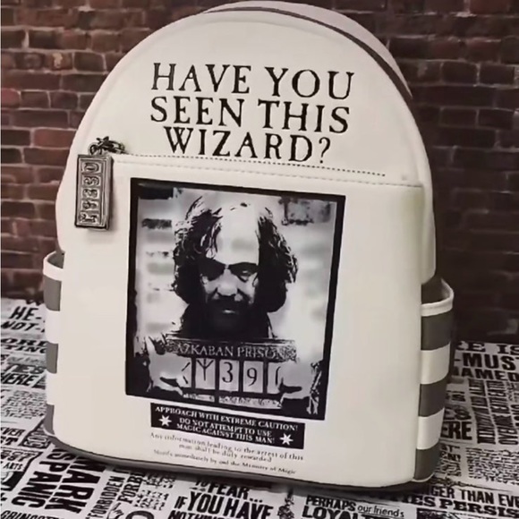 Exclusive Lougefly Harry Potter Sirius Black Wanted Poster Mini Backpack - Picture 2 of 14